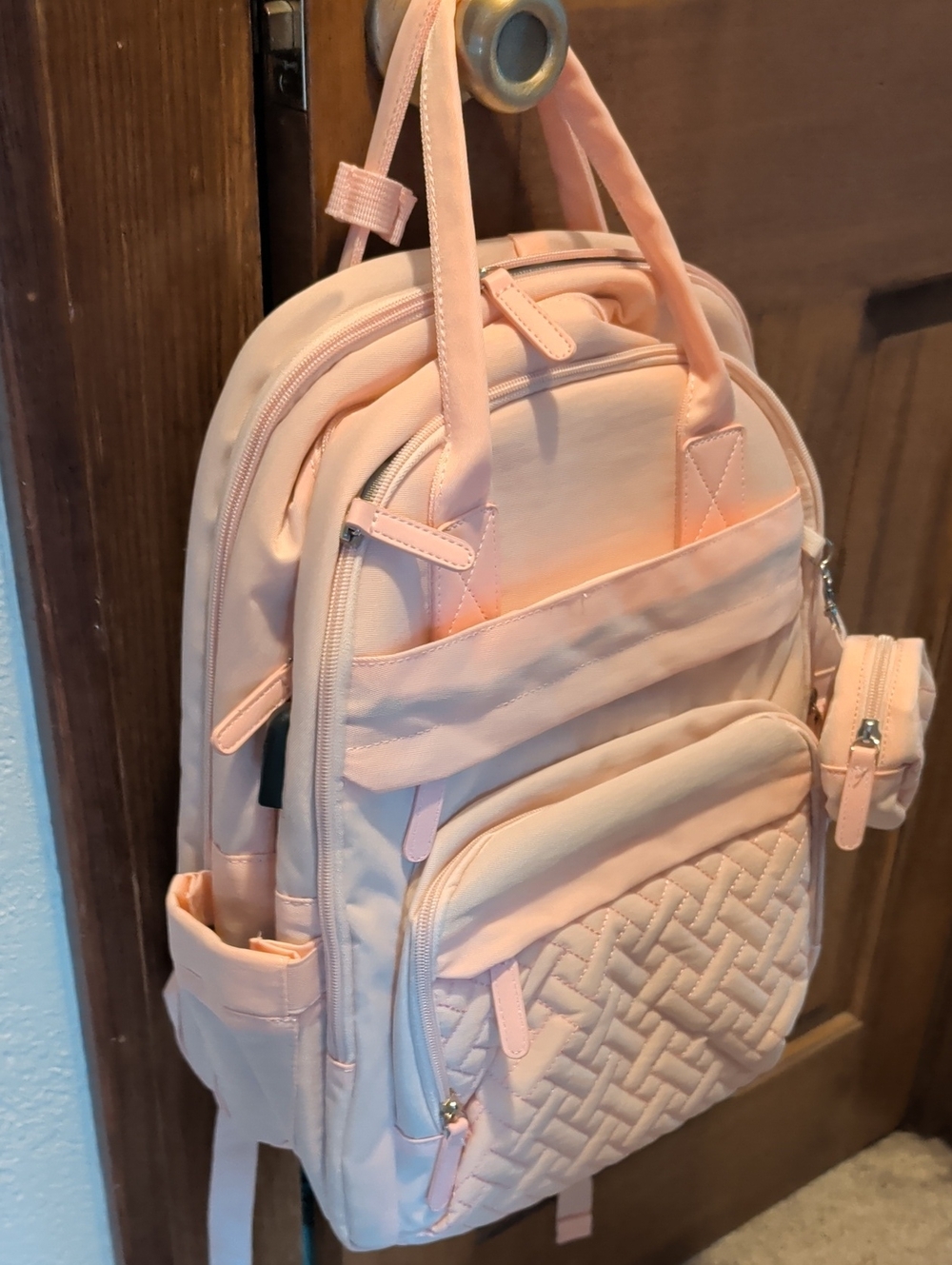 Lovevook PINK partly Quilted Front Pocket Women's Backpack NWT..SO much Storage